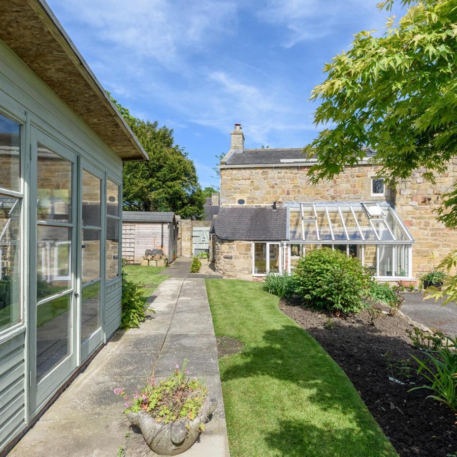 10 Bed Stunning House In Village, With Hot Tub Ovingham Exterior foto