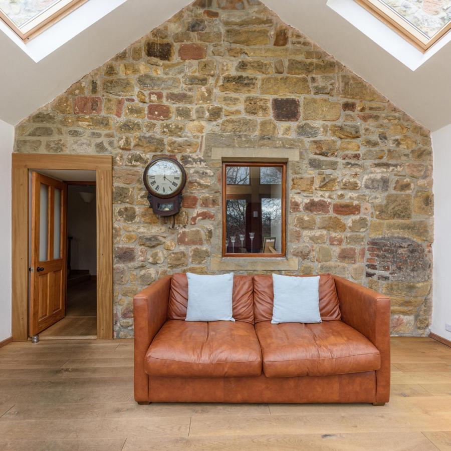 10 Bed Stunning House In Village, With Hot Tub Ovingham Exterior foto