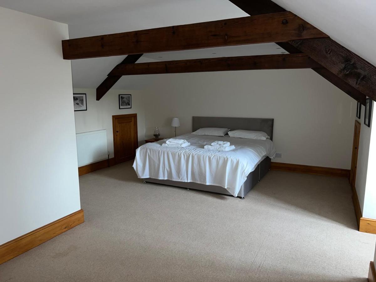 10 Bed Stunning House In Village, With Hot Tub Ovingham Exterior foto