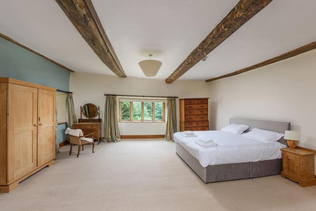 10 Bed Stunning House In Village, With Hot Tub Ovingham Exterior foto