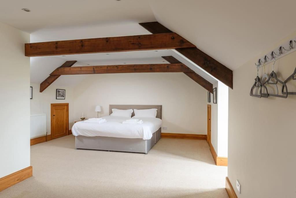 10 Bed Stunning House In Village, With Hot Tub Ovingham Exterior foto